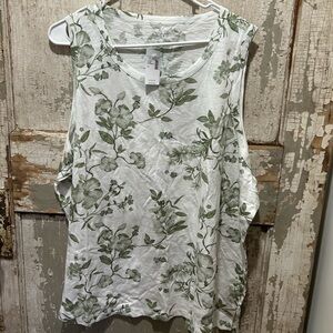 Women’s sleeveless tshirt